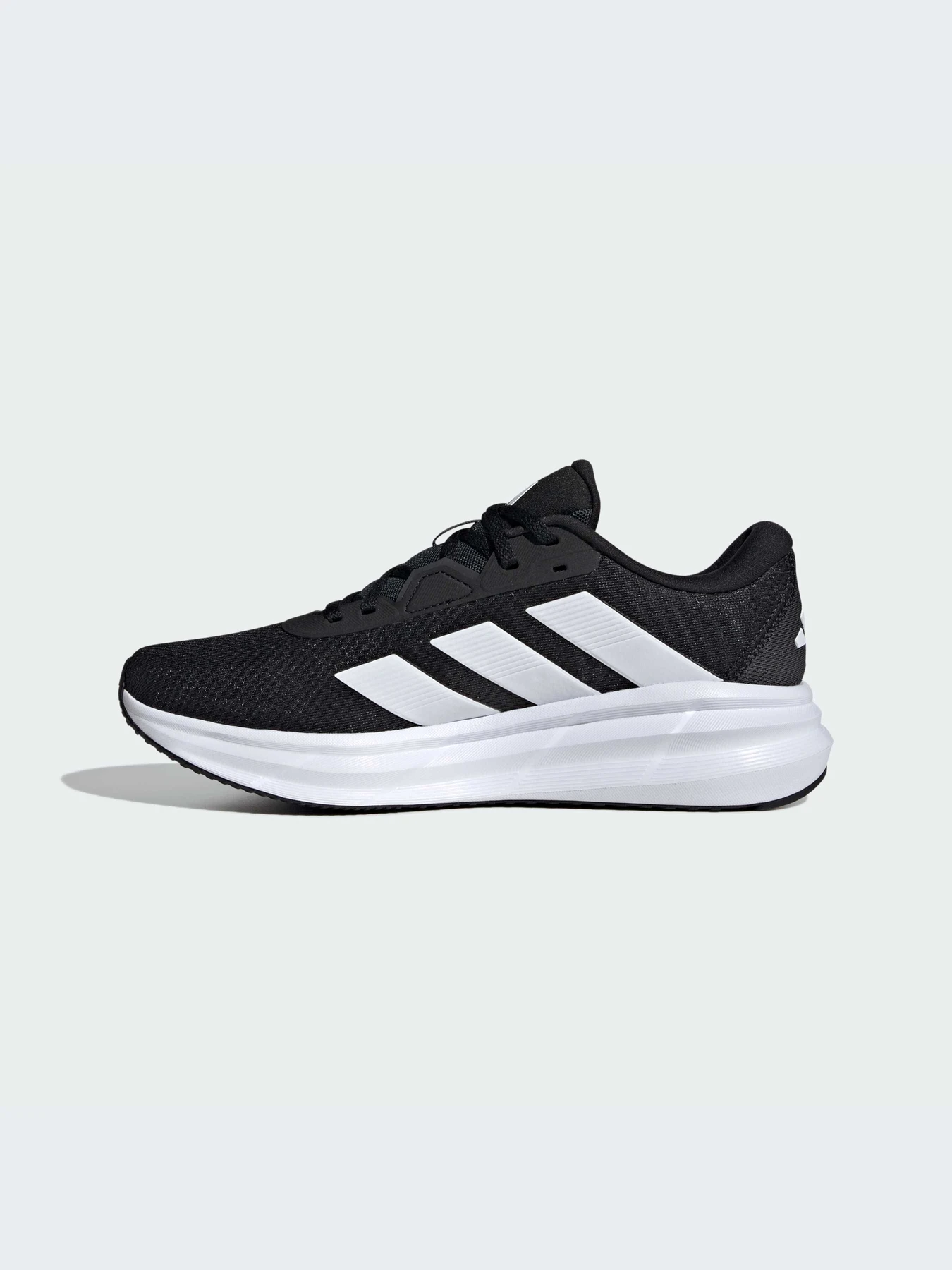 Кросівки Adidas Galaxy модель ID8760 Кросівки Adidas Galaxy модель ID8760 Фото