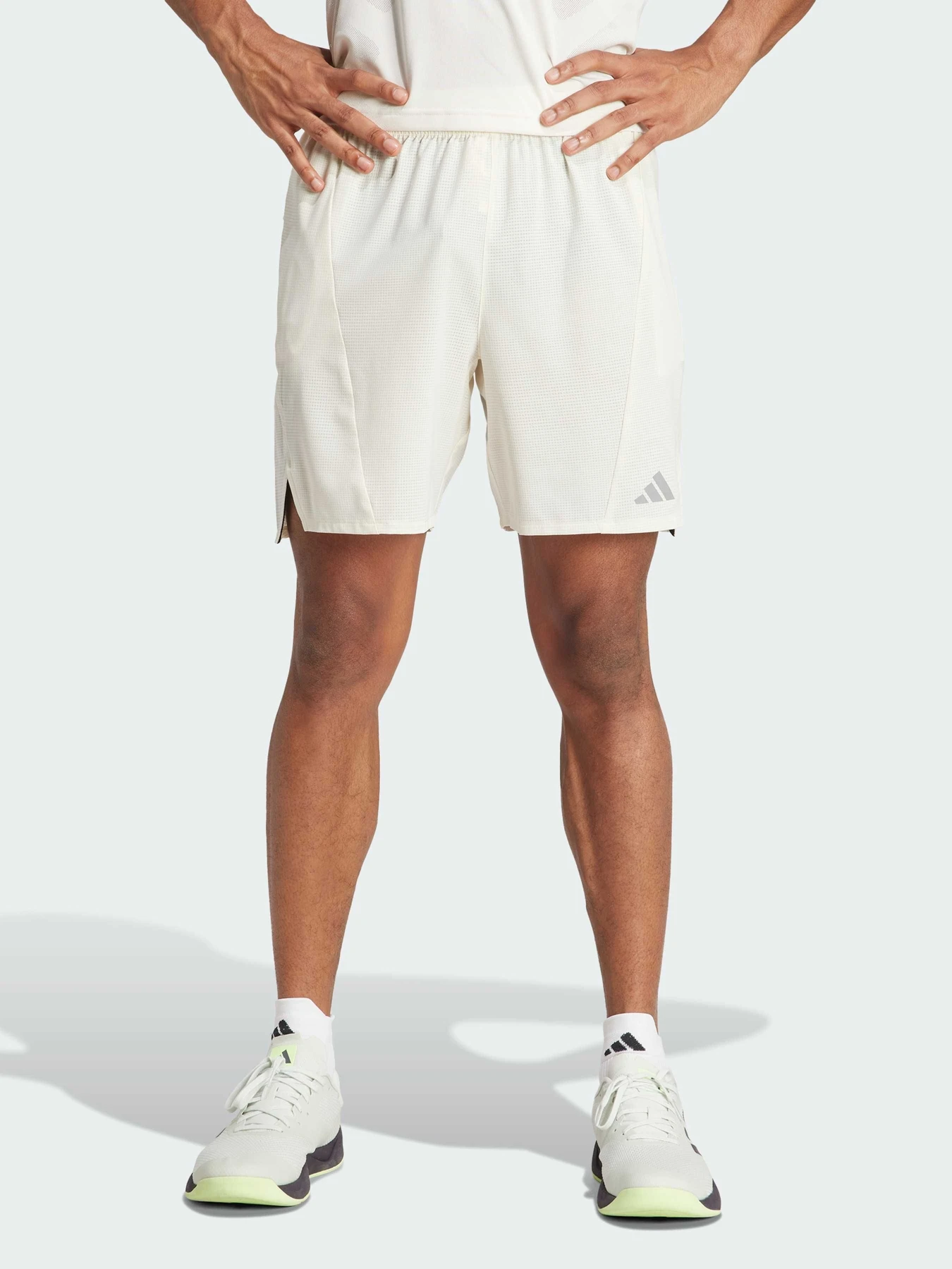Шорты Adidas модель IS3733 Фото