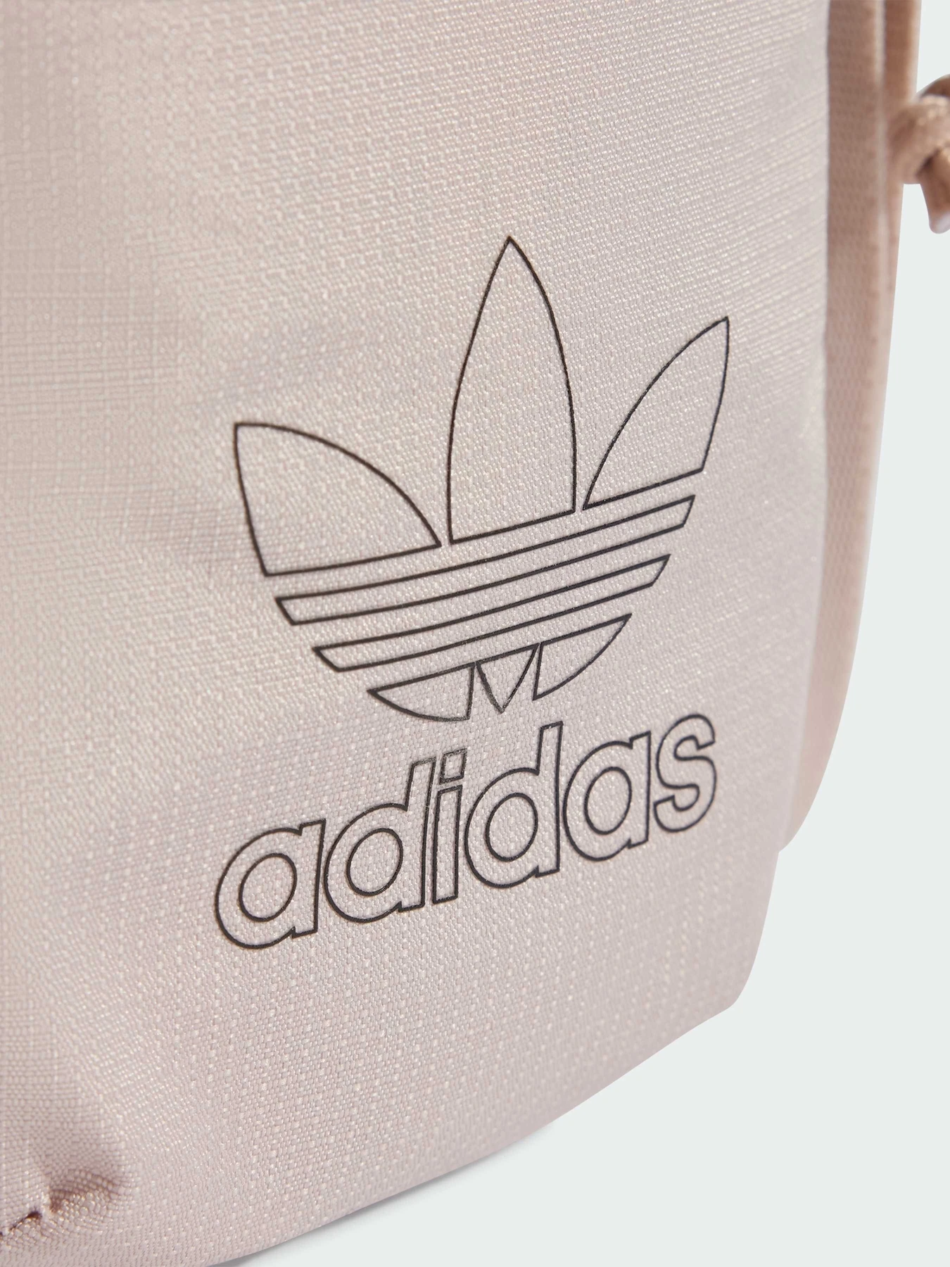 Сумки Adidas Adicolor модель IX7516 Сумки Adidas Adicolor модель IX7516 Фото
