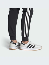 Кросівки Adidas модель IH8594 Фото