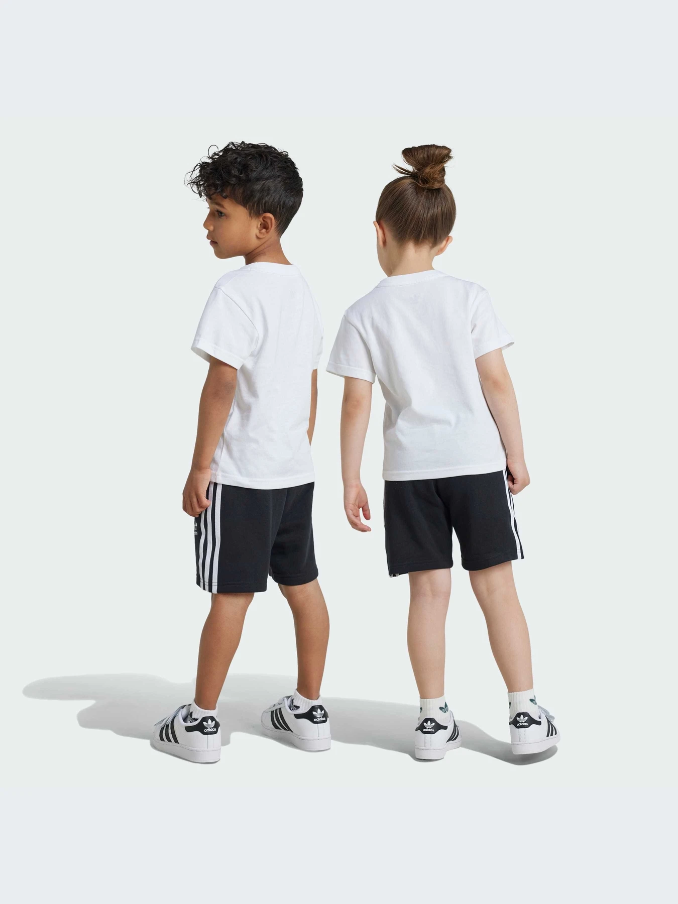 Костюмы Adidas Adicolor модель JE1613 Фото