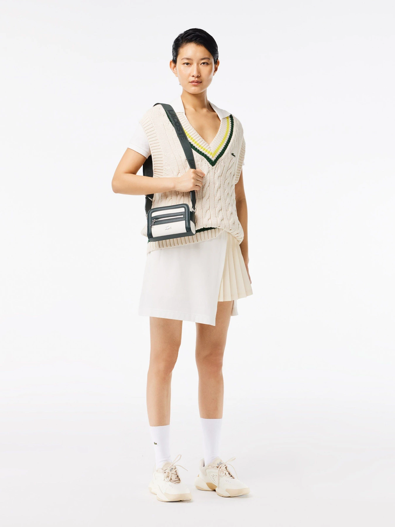 Сумки Lacoste Small Nilly Piqué модель NF4519YNF89 Сумки Lacoste Small Nilly Piqué модель NF4519YNF89 Фото