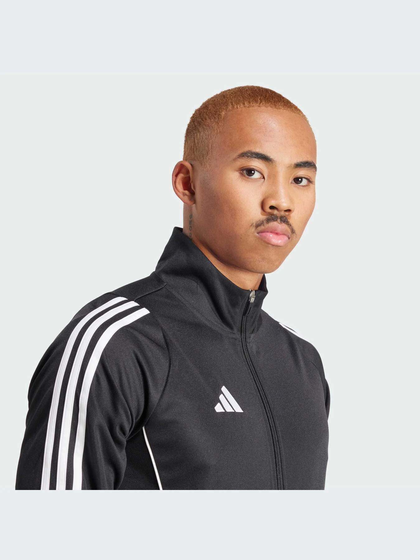 Худи и свитшоты Adidas Tiro модель IJ9959 Худи и свитшоты Adidas Tiro модель IJ9959 Фото