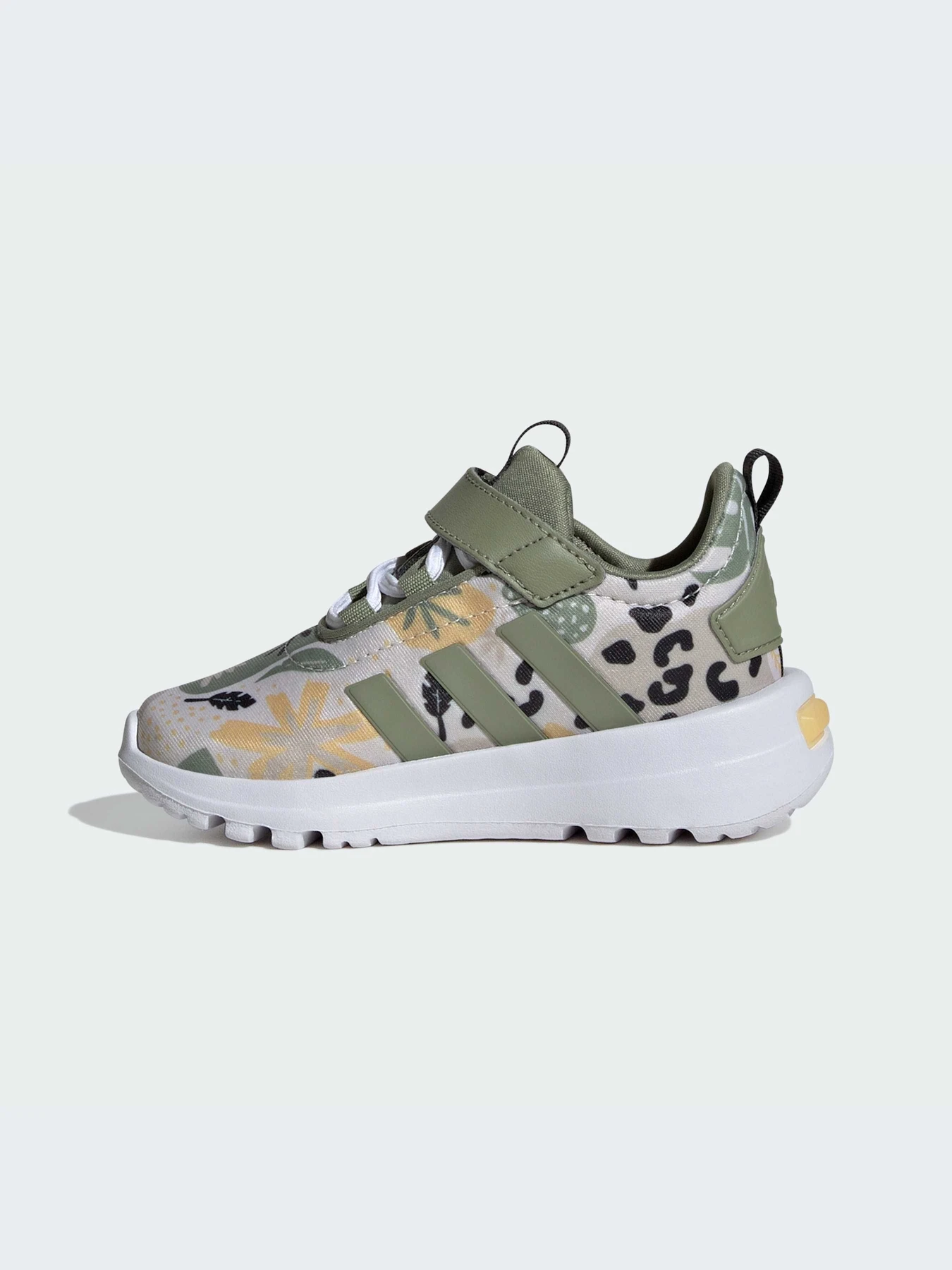Кросівки Adidas Racer модель IF4075 Кросівки Adidas Racer модель IF4075 Фото