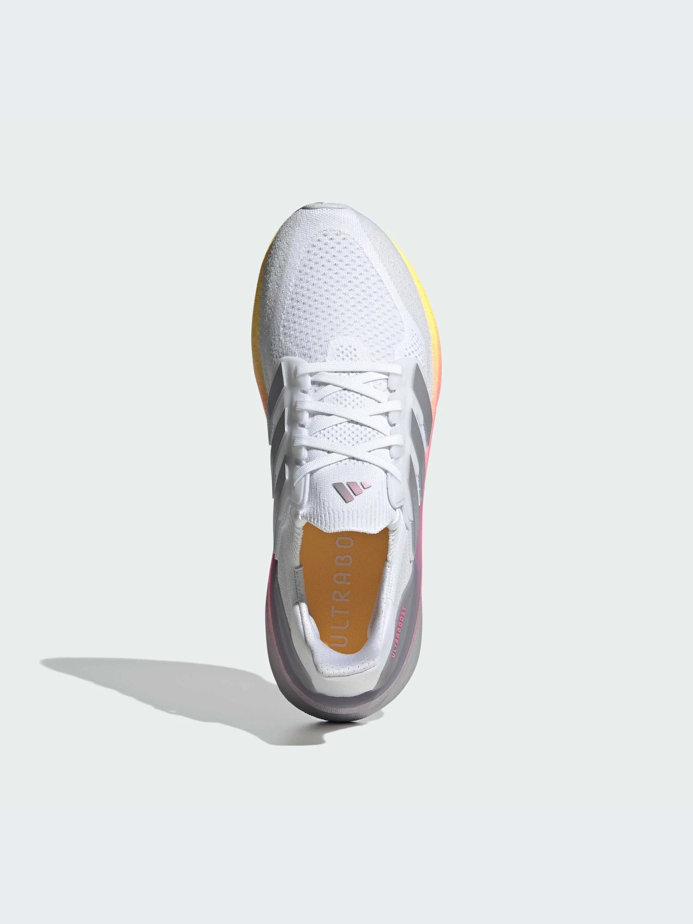 Кроссовки Adidas Ultraboost модель ID8810 Кроссовки Adidas Ultraboost модель ID8810 Фото