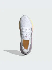 Кроссовки Adidas Ultraboost модель ID8810 Фото