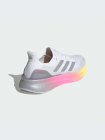Кроссовки Adidas Ultraboost модель ID8810 Фото