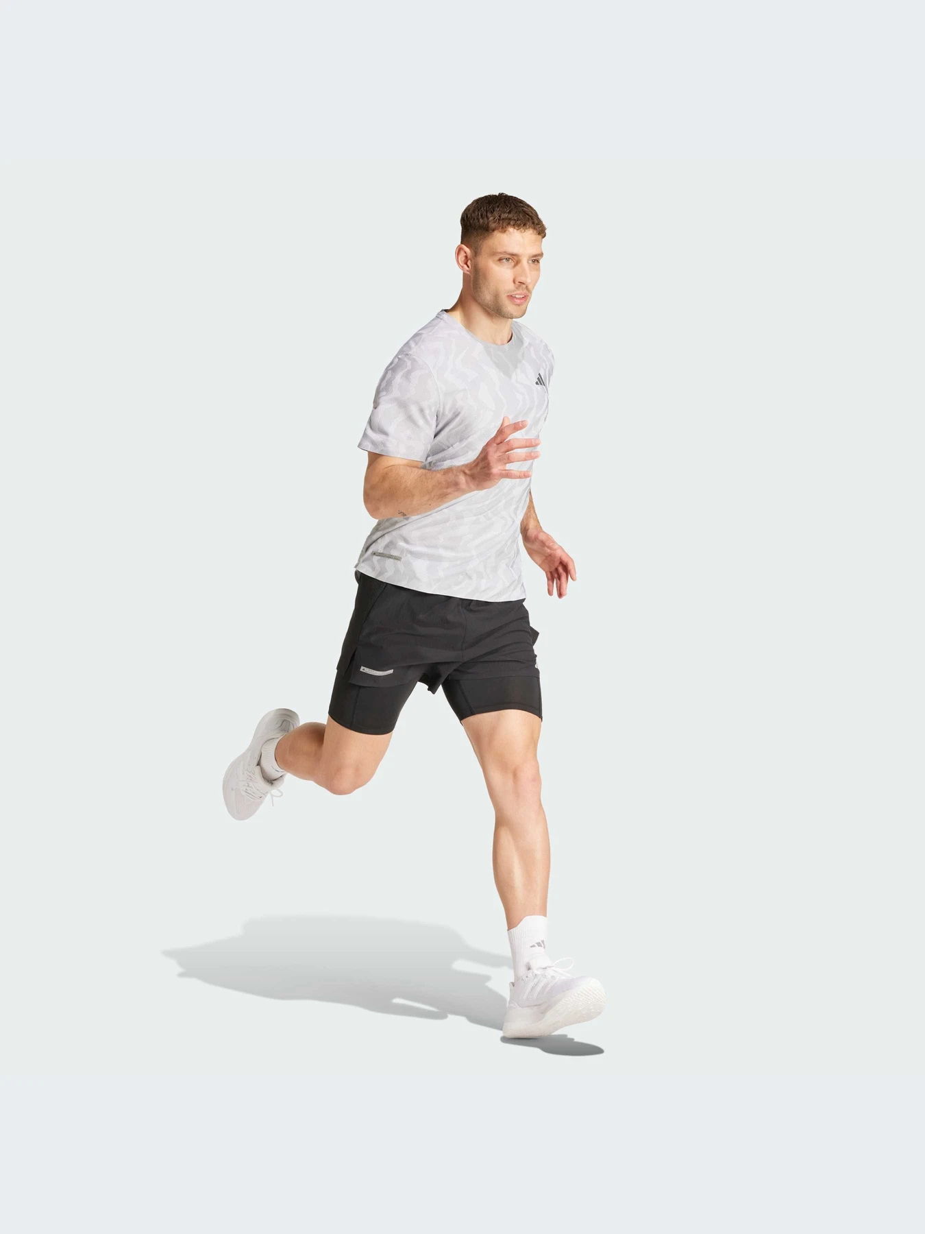 Футболки и поло Adidas модель IY0722 Футболки и поло Adidas модель IY0722 Фото