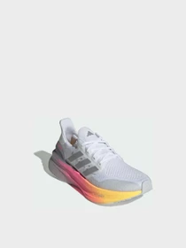 Кроссовки Adidas Ultraboost модель ID8840 Фото