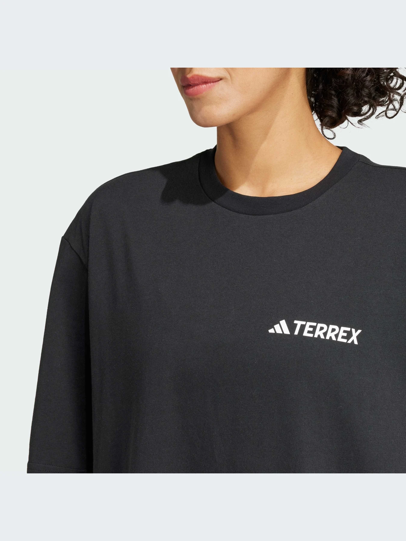 Футболки и поло Adidas модель IZ0457 Фото