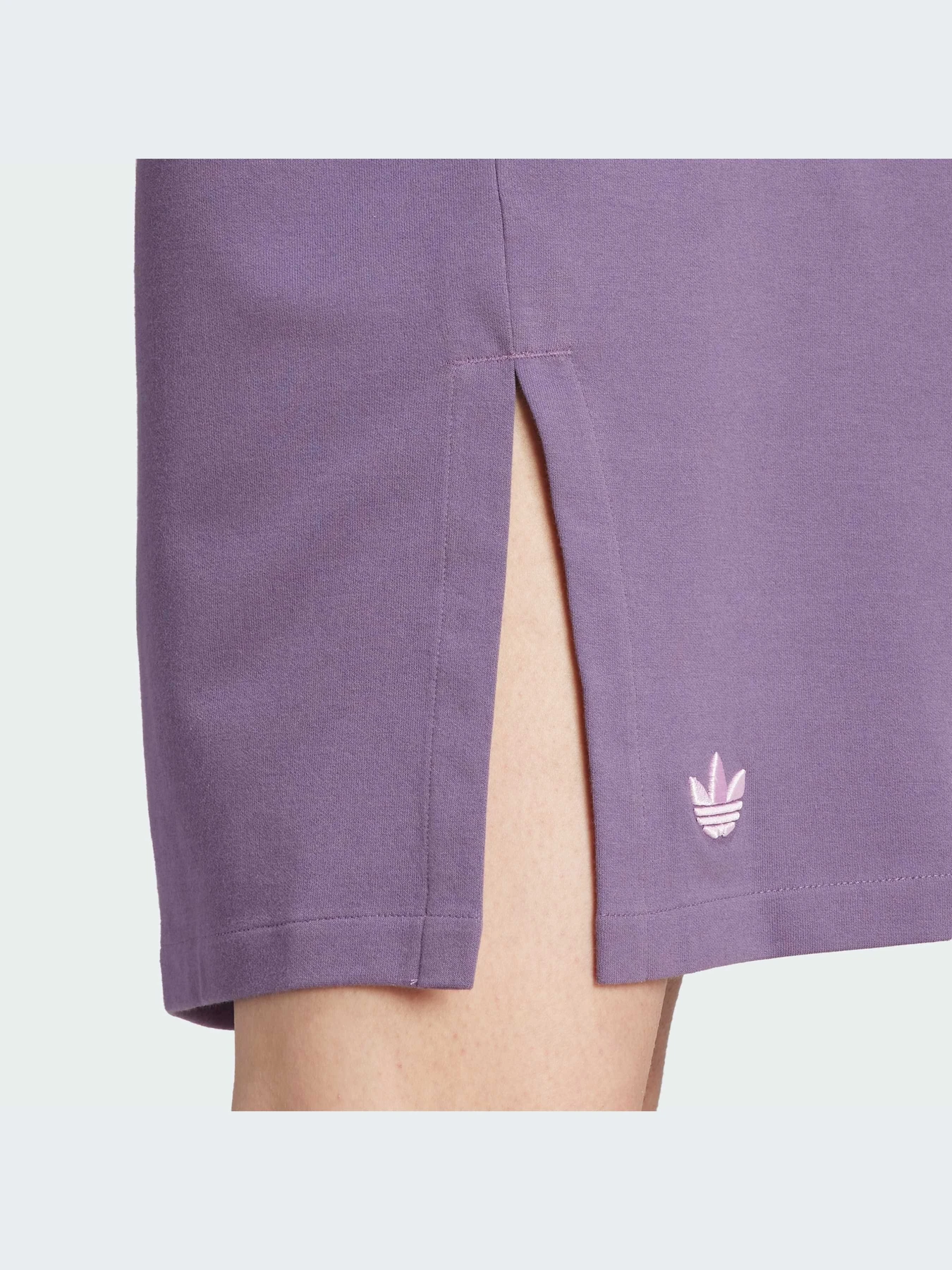 Платья Adidas Adicolor модель IP6511 Платья Adidas Adicolor модель IP6511 Фото
