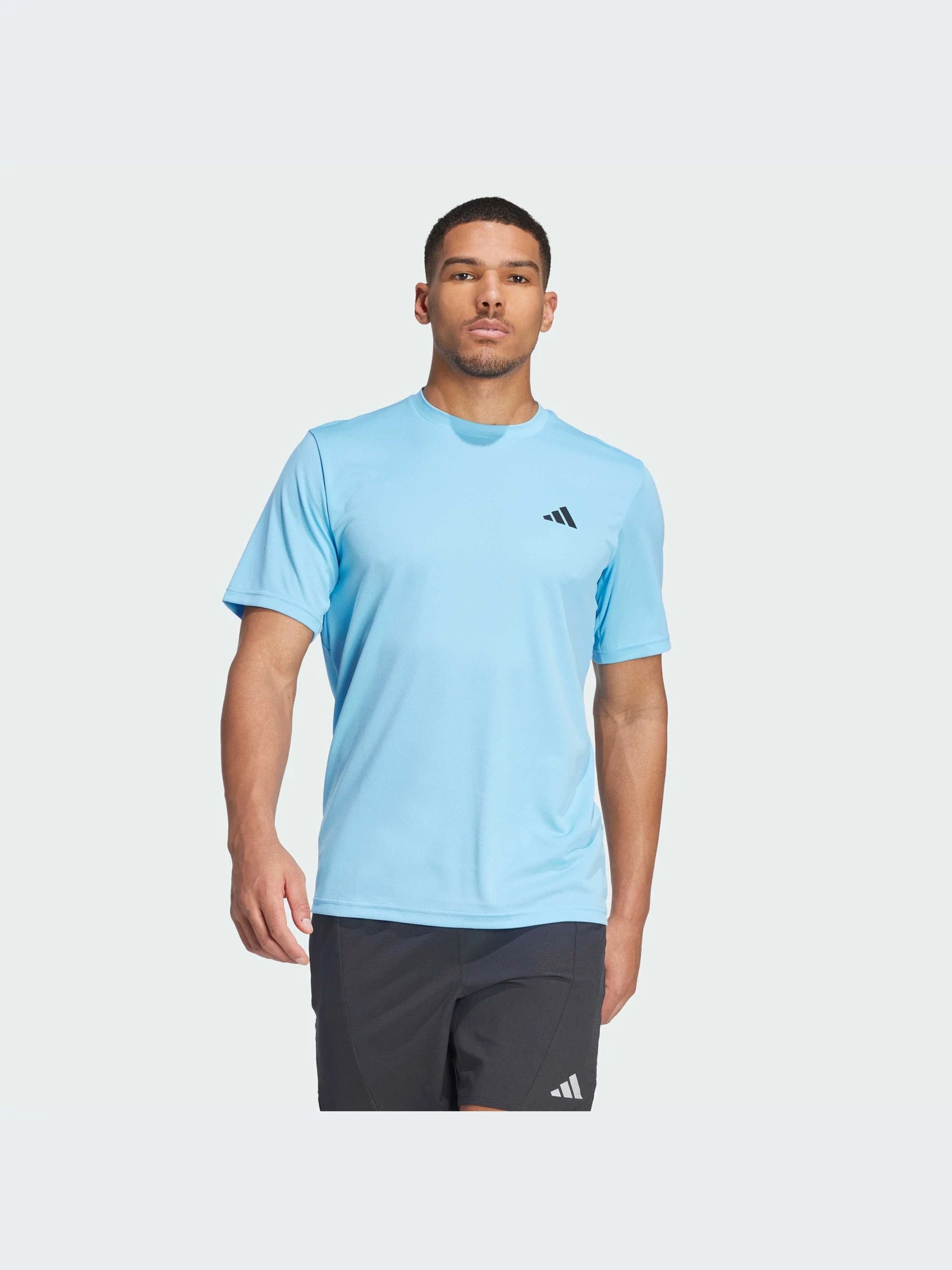 Футболки и поло Adidas модель IT5398 Футболки и поло Adidas модель IT5398 Фото