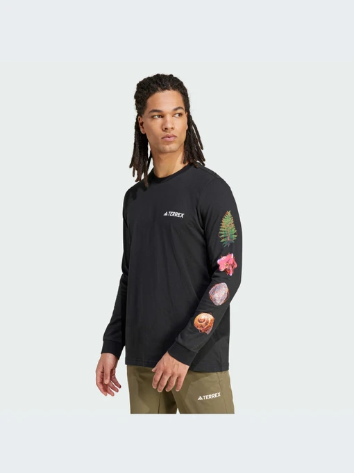 Худи и свитшоты Adidas Graphics модель IZ0464 Фото