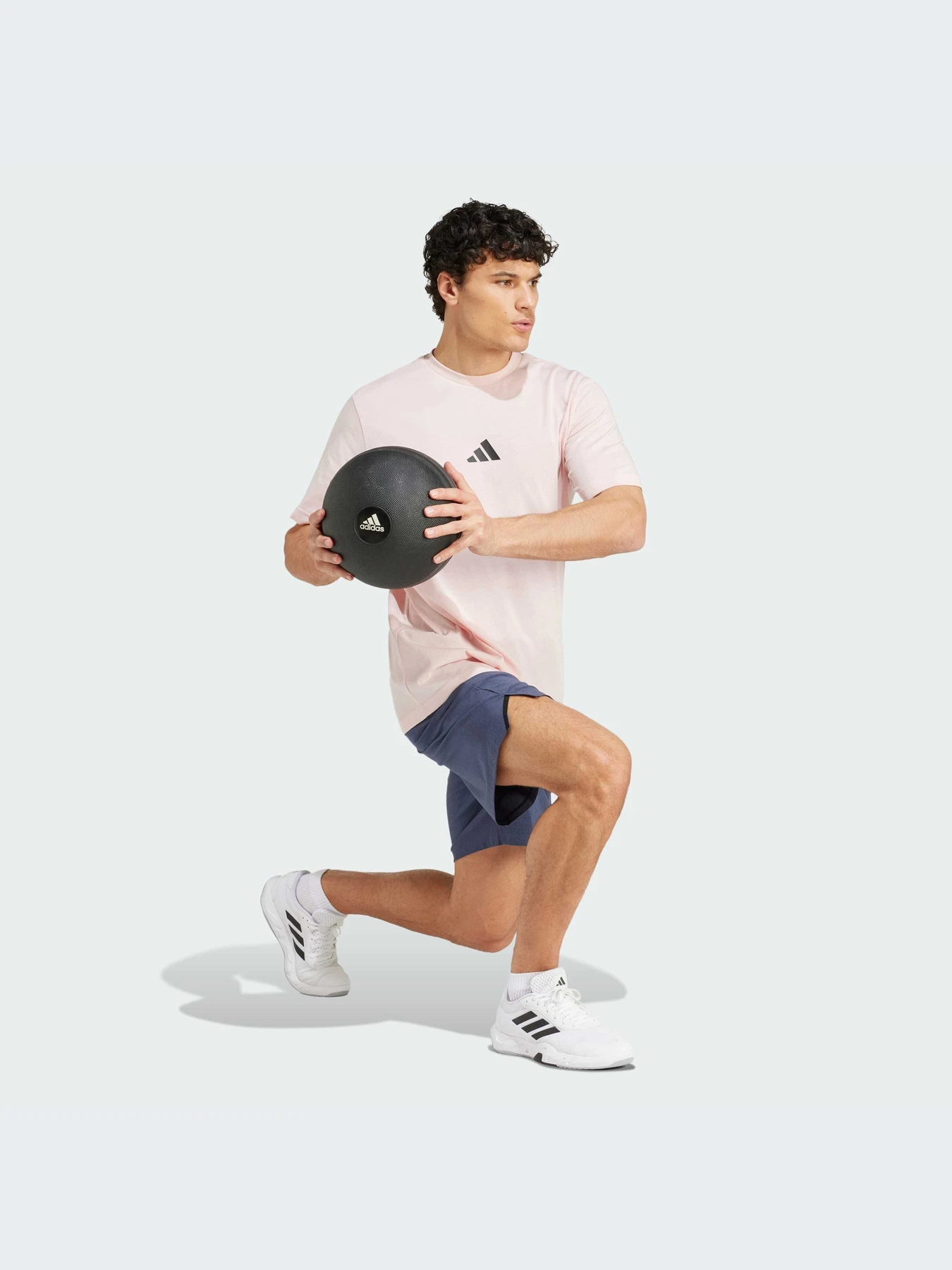 Футболки и поло Adidas модель IW0137 Футболки и поло Adidas модель IW0137 Фото