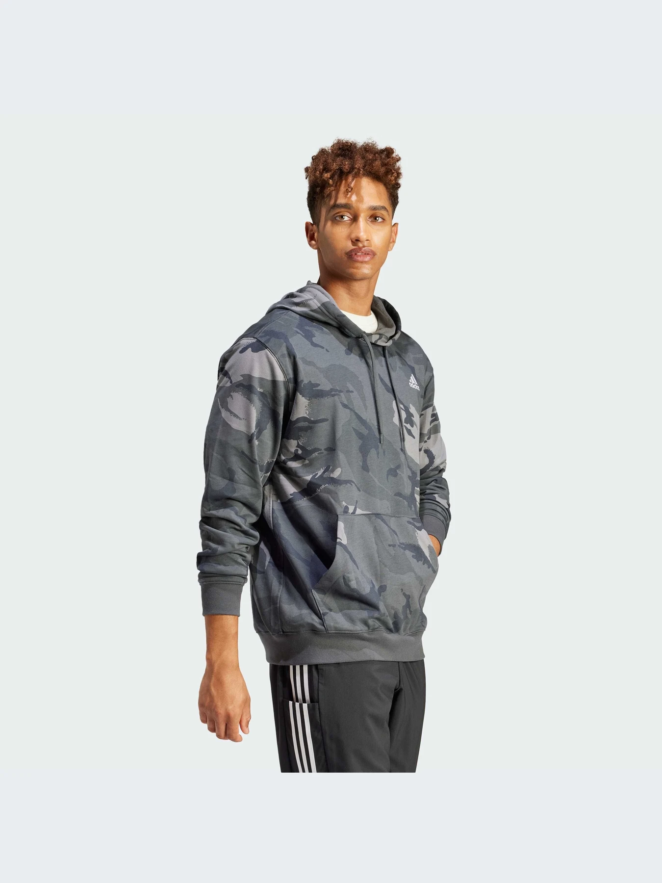 Худи и свитшоты Adidas модель IS2021 Фото