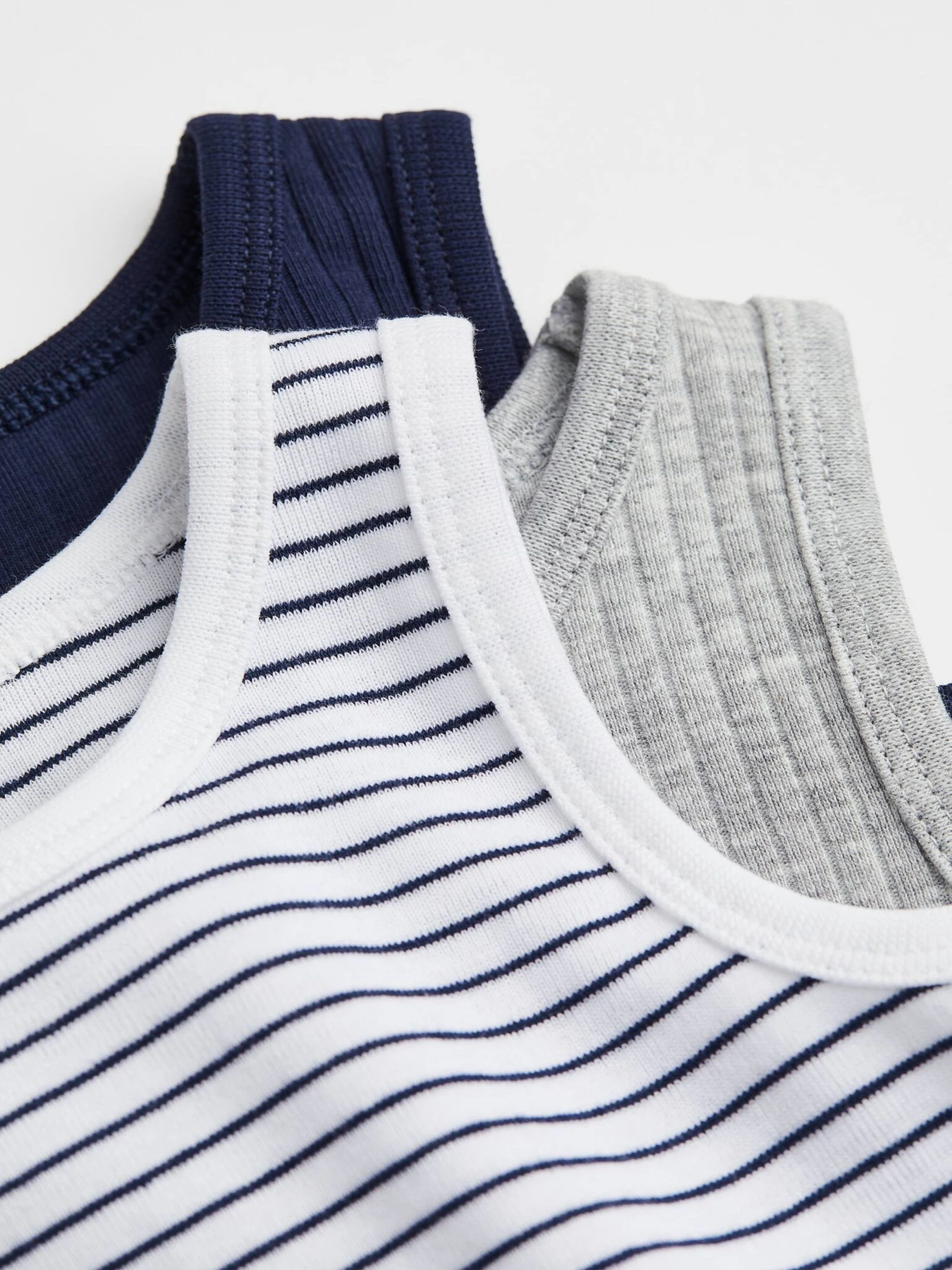 Одежда для младенцев H&M модель 73732 Фото