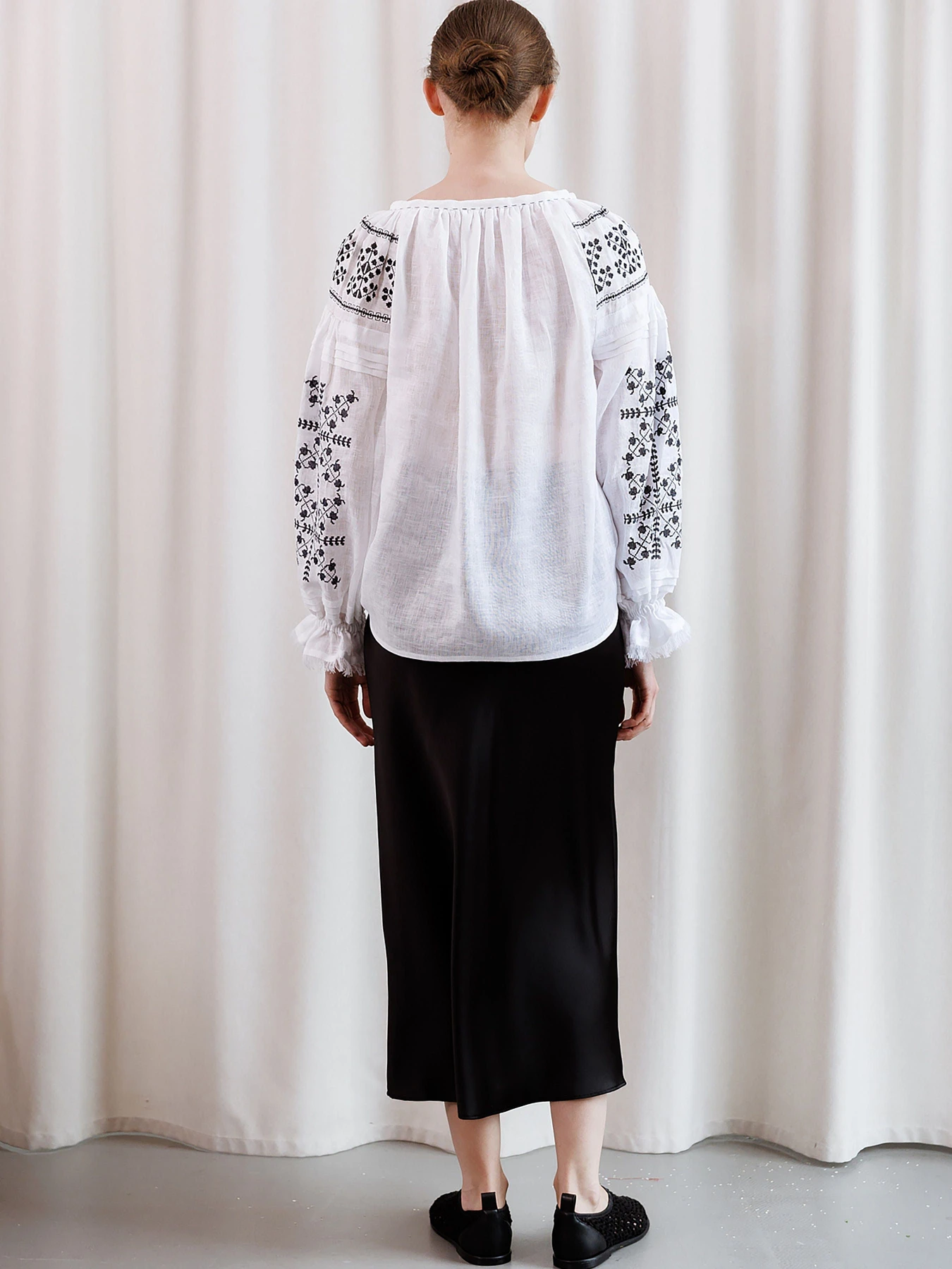 Вышиванки Embroidered Gem модель 05246 Вышиванки Embroidered Gem модель 05246 Фото