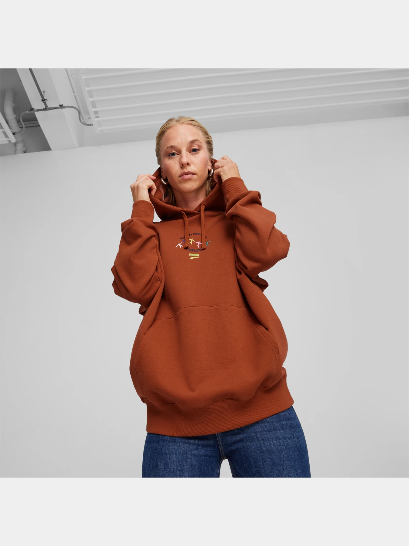 Худи и свитшоты PUMA Downtown Graphic Hoodie модель 624357 Фото