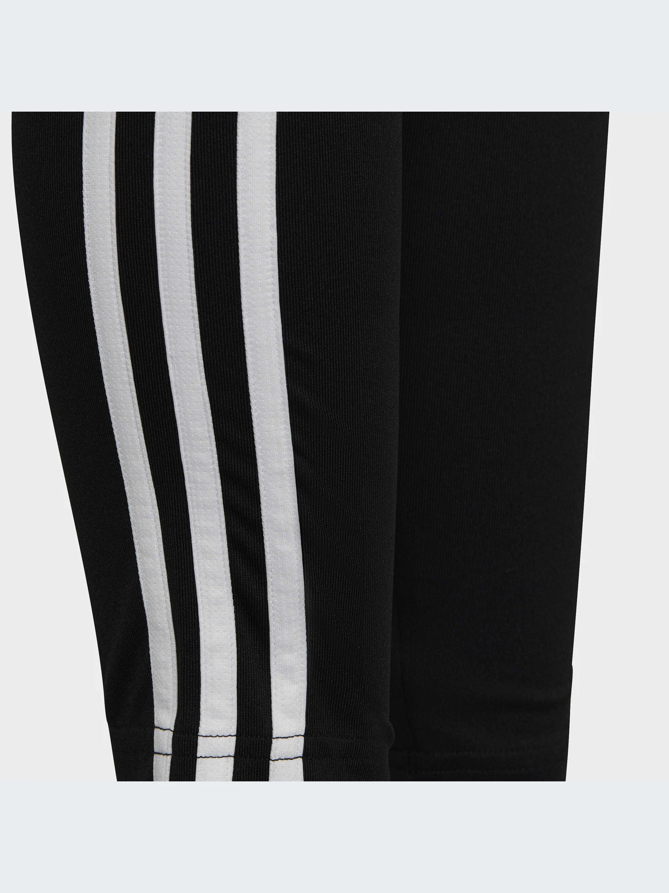 Брюки Adidas модель HR5786 Брюки Adidas модель HR5786 Фото