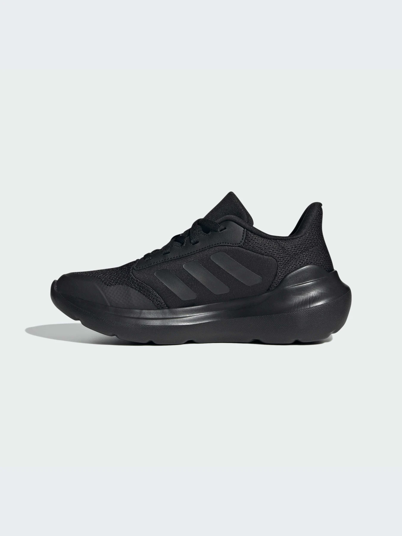 Кросівки Adidas модель IE3542 Кросівки Adidas модель IE3542 Фото