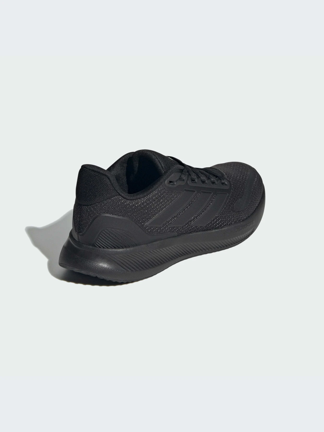 Кросівки Adidas Runfalcon модель IE8586 Кросівки Adidas Runfalcon модель IE8586 Фото