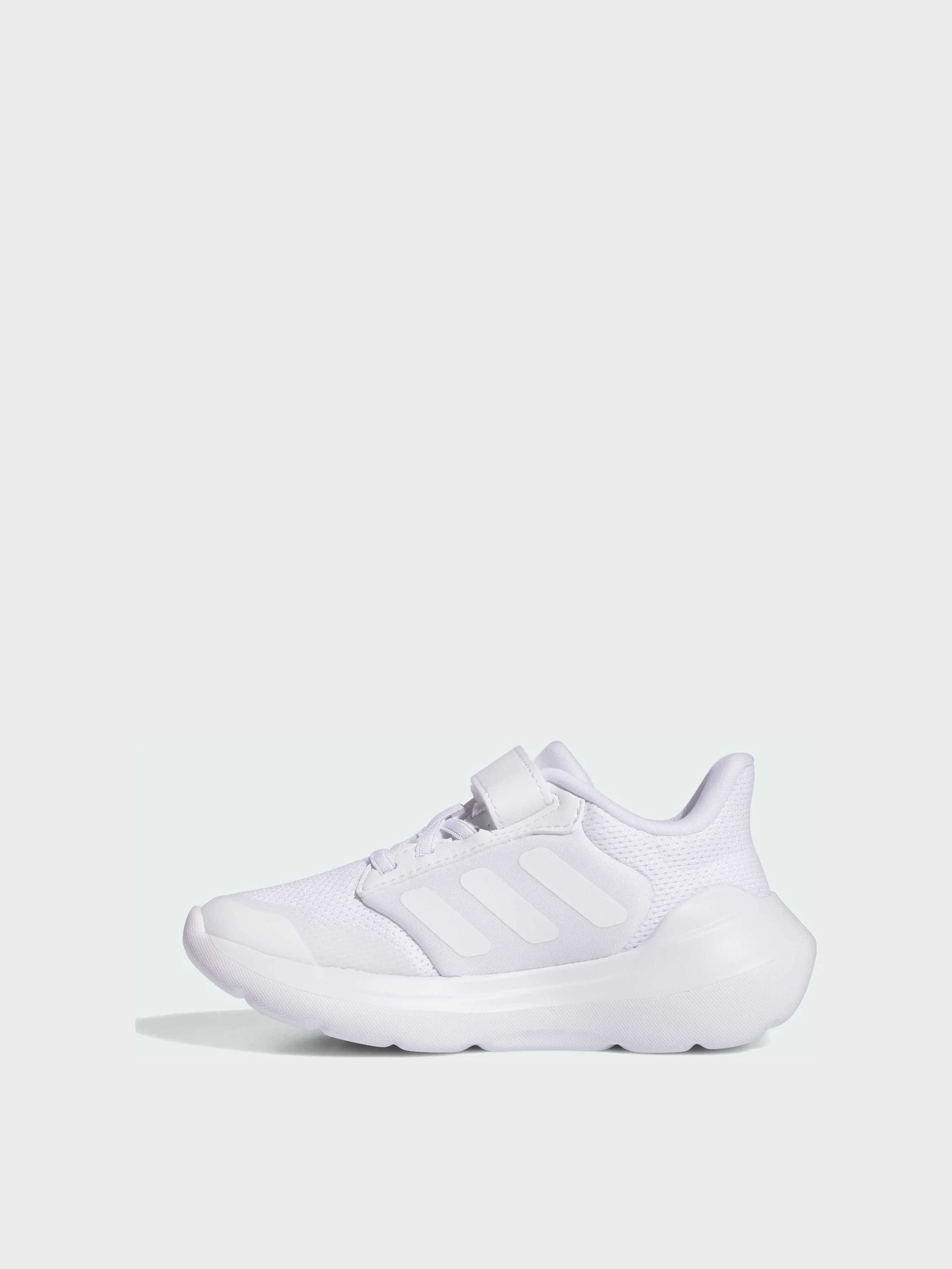 Кроссовки Adidas модель IE5984 Кроссовки Adidas модель IE5984 Фото