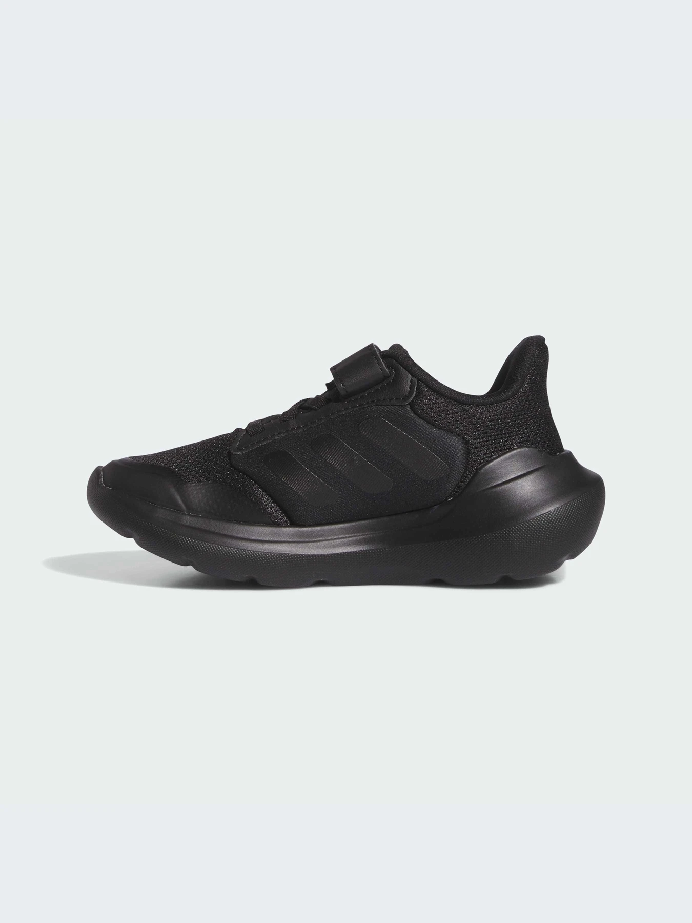 Кроссовки Adidas модель IE5985 Кроссовки Adidas модель IE5985 Фото