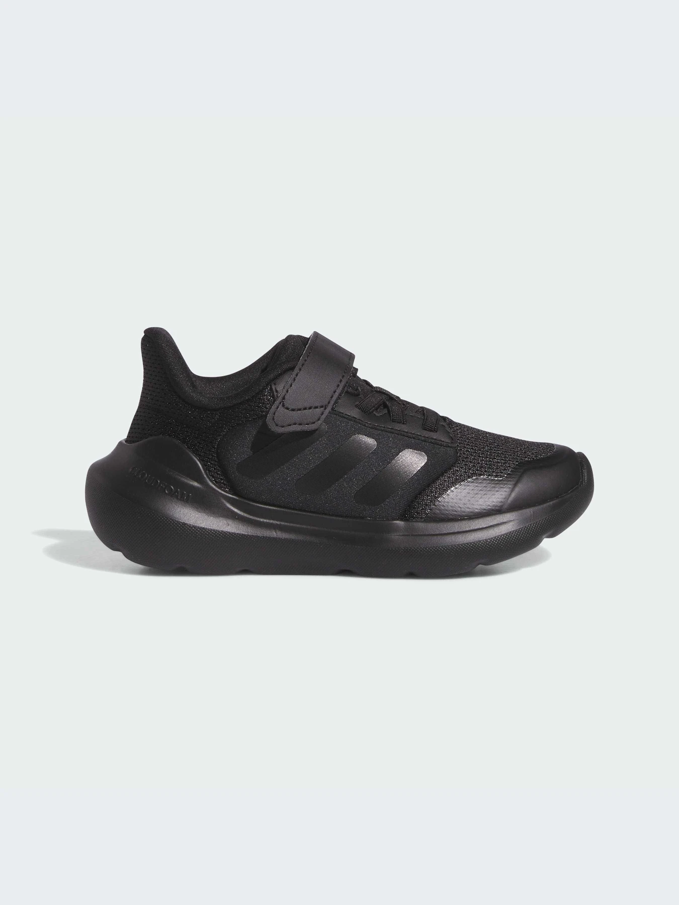 Кроссовки Adidas модель IE5985 Кроссовки Adidas модель IE5985 Фото