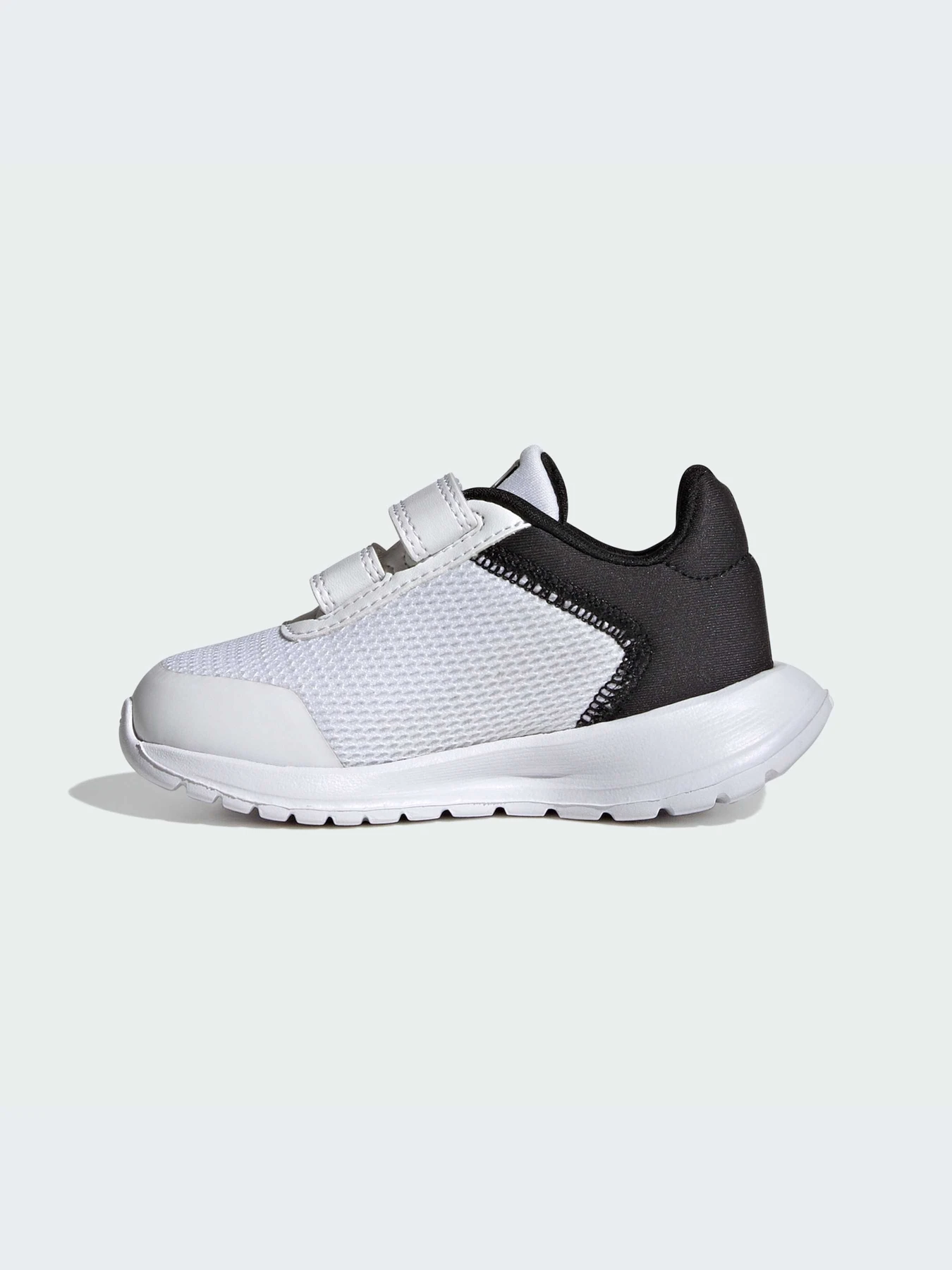 Кросівки Adidas модель IF0357 Кросівки Adidas модель IF0357 Фото