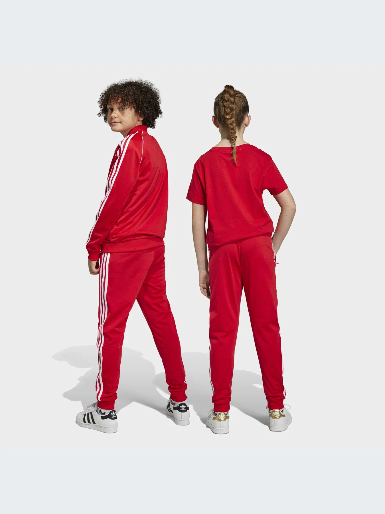 Штани Adidas Adicolor модель IC3088 Штани Adidas Adicolor модель IC3088 Фото