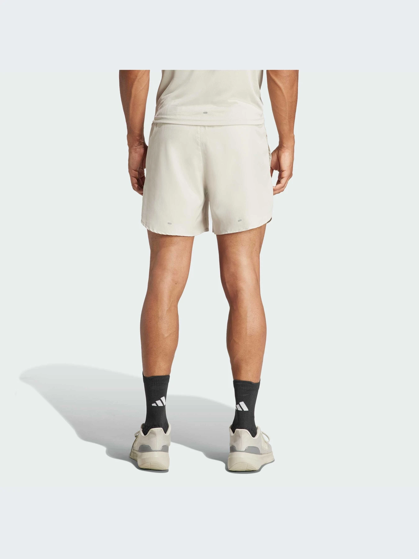 Шорты Adidas модель IN0089 Шорты Adidas модель IN0089 Фото