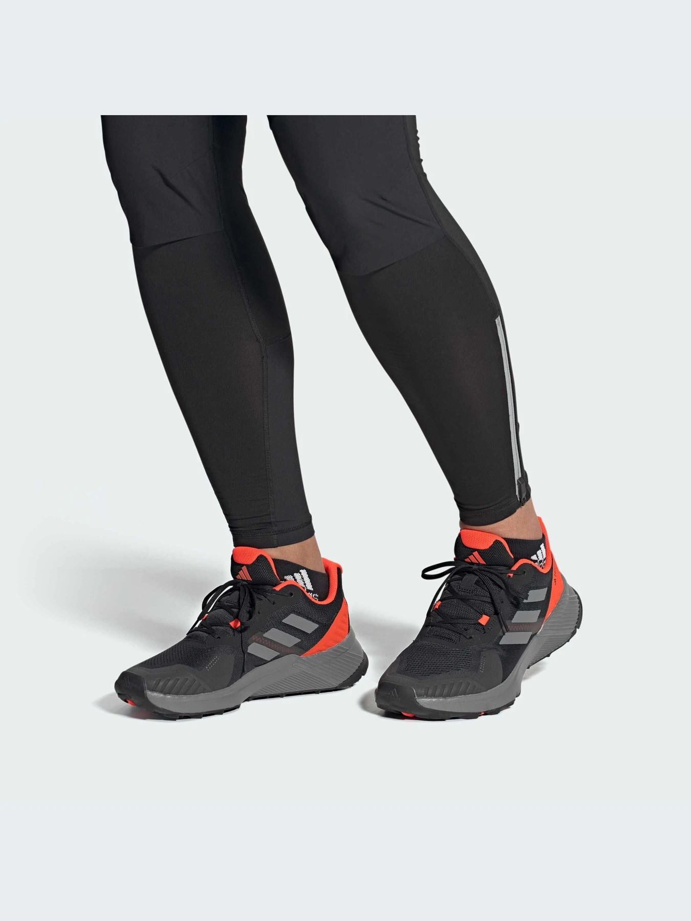 Кроссовки Adidas модель IF5010 Кроссовки Adidas модель IF5010 Фото