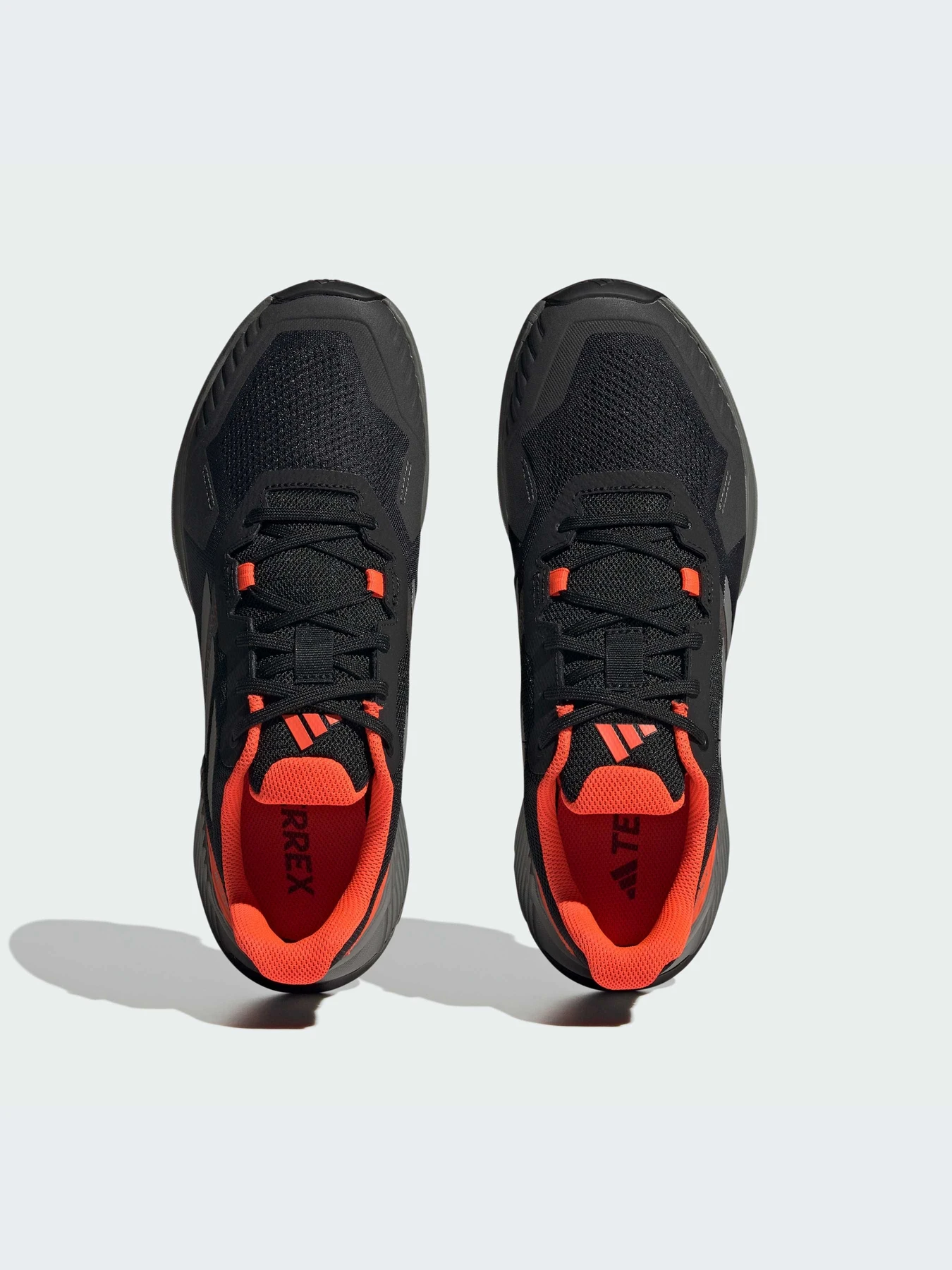 Кроссовки Adidas модель IF5010 Кроссовки Adidas модель IF5010 Фото