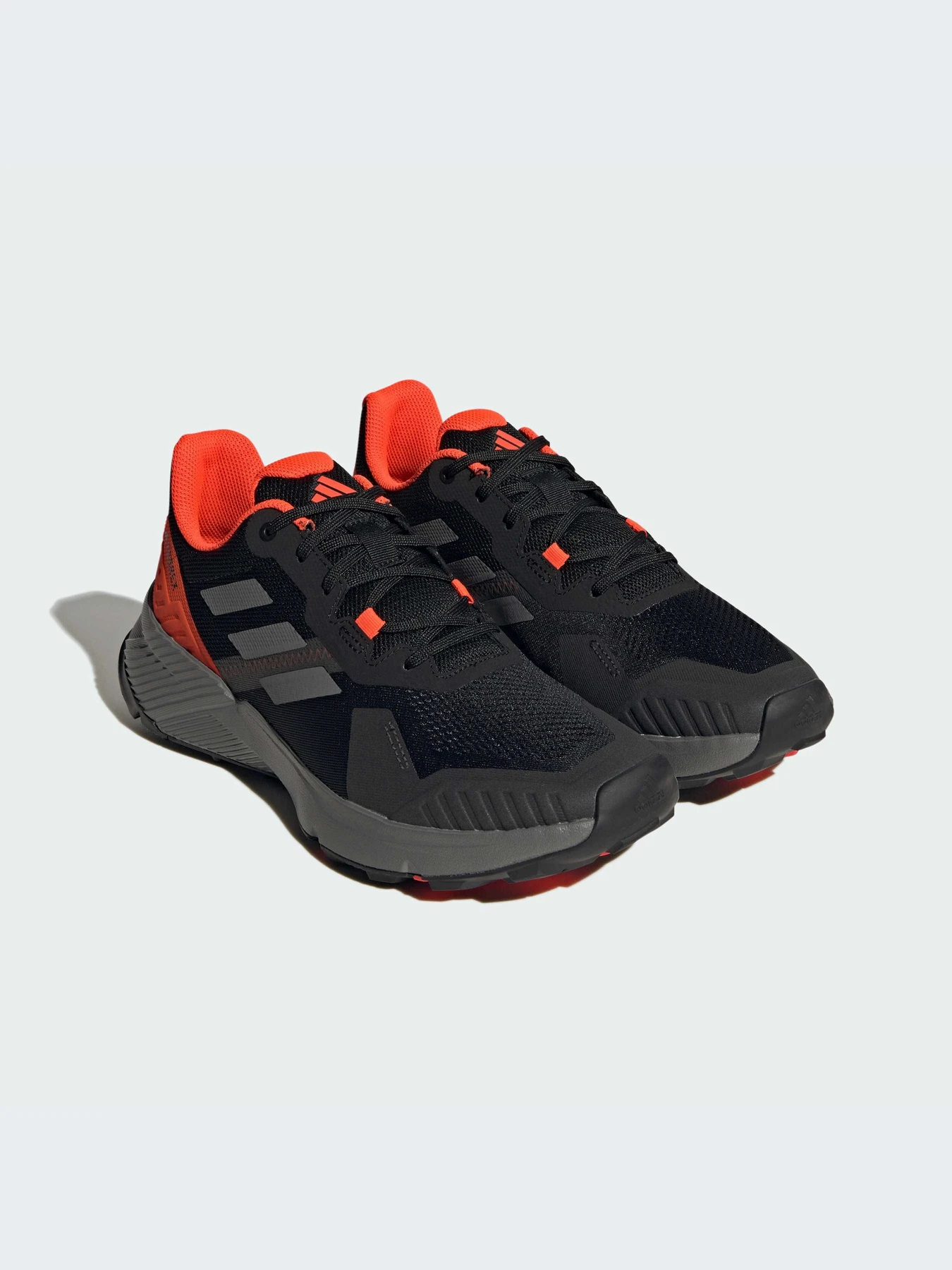 Кроссовки Adidas модель IF5010 Кроссовки Adidas модель IF5010 Фото