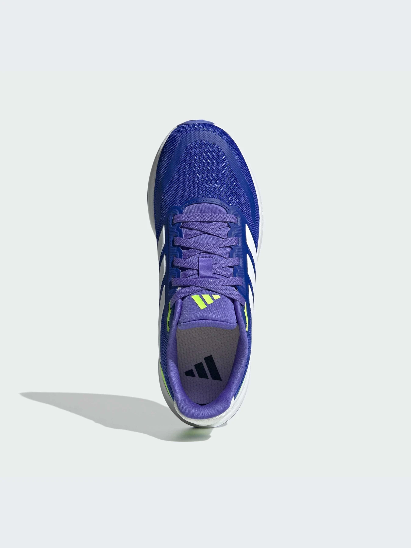 Кросівки Adidas модель IE8590 Кросівки Adidas модель IE8590 Фото