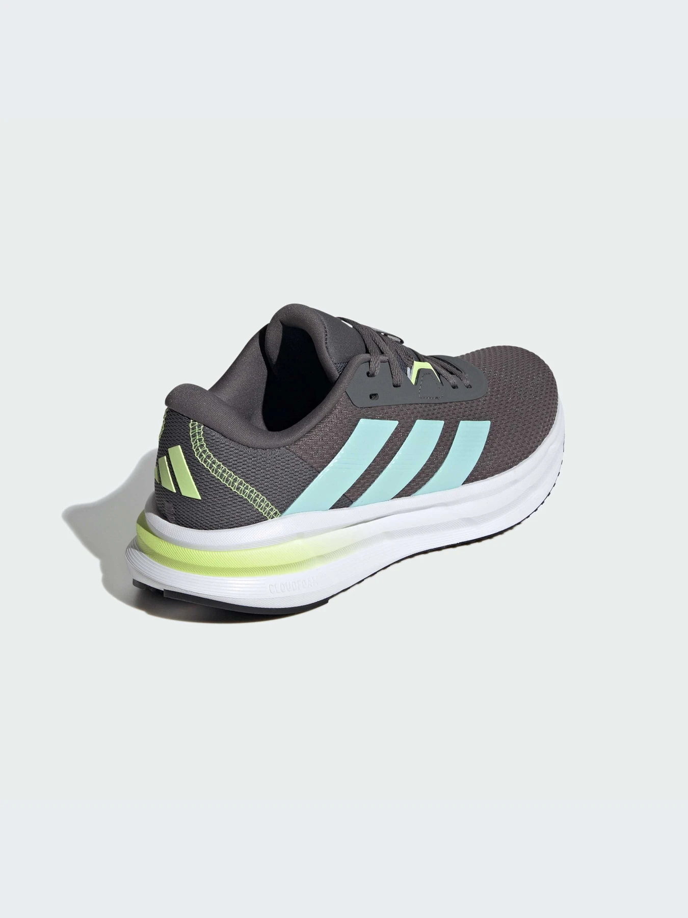 Кроссовки Adidas Galaxy модель ID8767 Кроссовки Adidas Galaxy модель ID8767 Фото