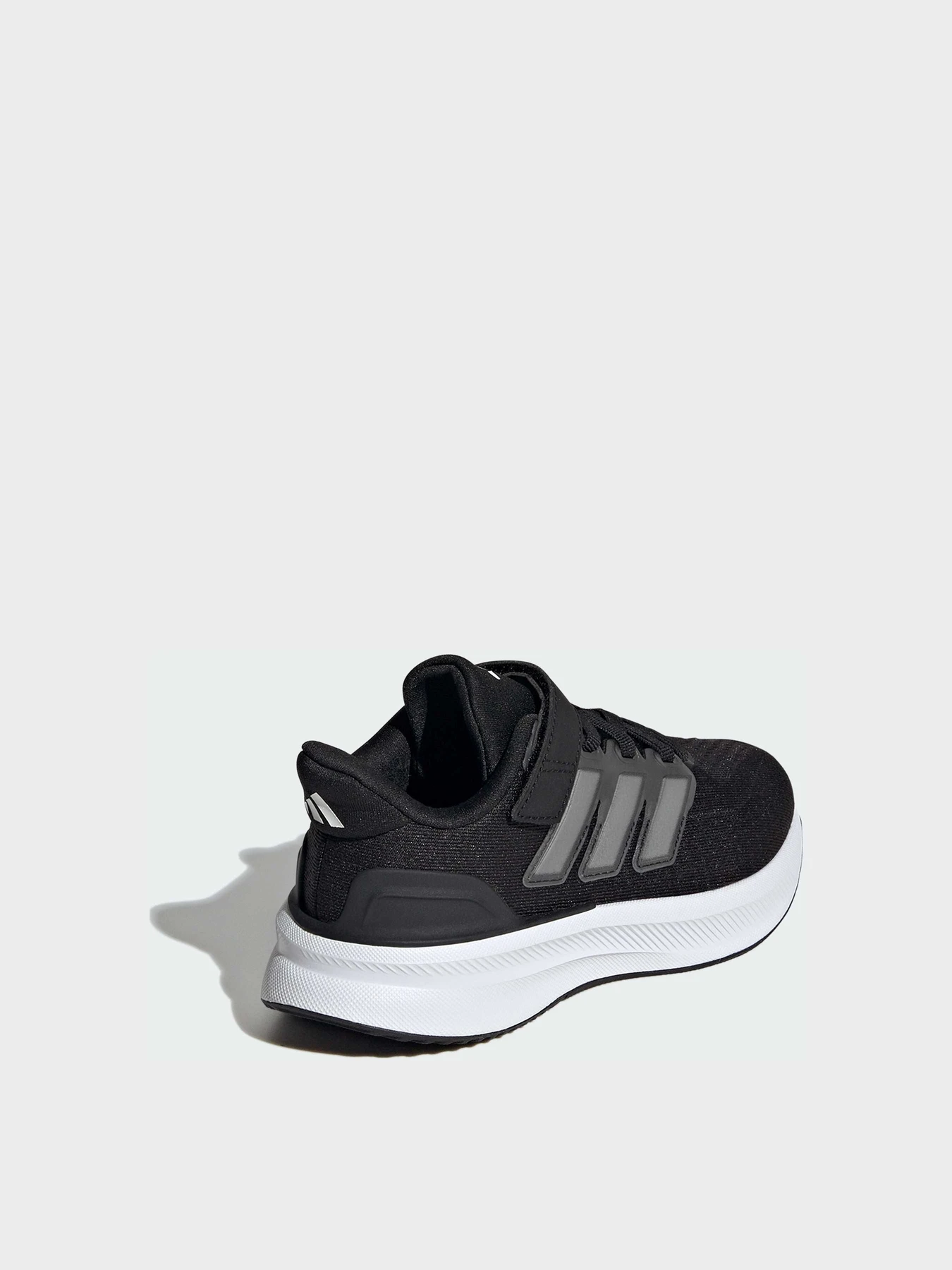 Кроссовки Adidas модель IF4151 Кроссовки Adidas модель IF4151 Фото