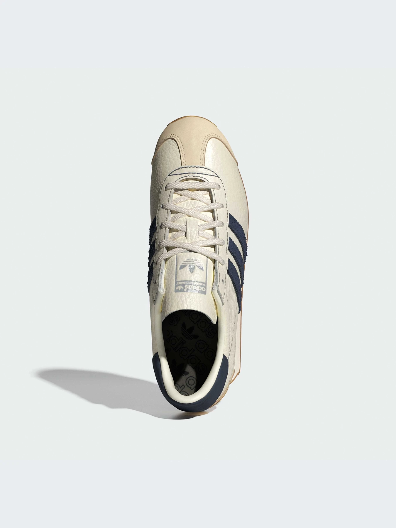 Кроссовки Adidas модель IE3940 Кроссовки Adidas модель IE3940 Фото