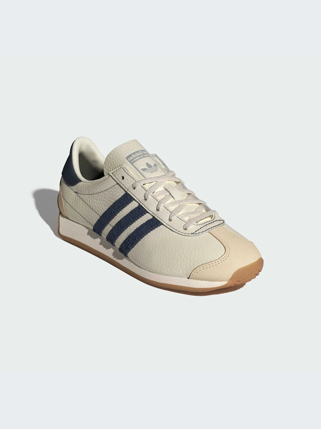 Кроссовки Adidas модель IE3940 Кроссовки Adidas модель IE3940 Фото