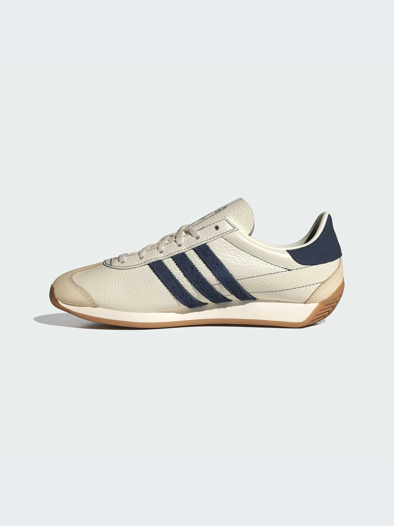 Кроссовки Adidas модель IE3940 Кроссовки Adidas модель IE3940 Фото