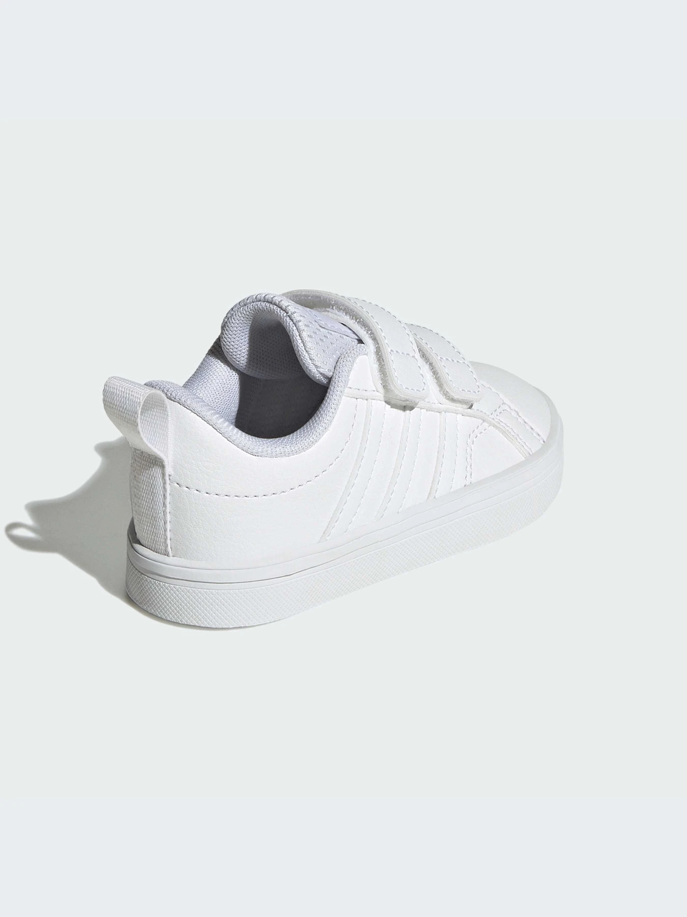 Кросівки Adidas модель IE8888 Кросівки Adidas модель IE8888 Фото