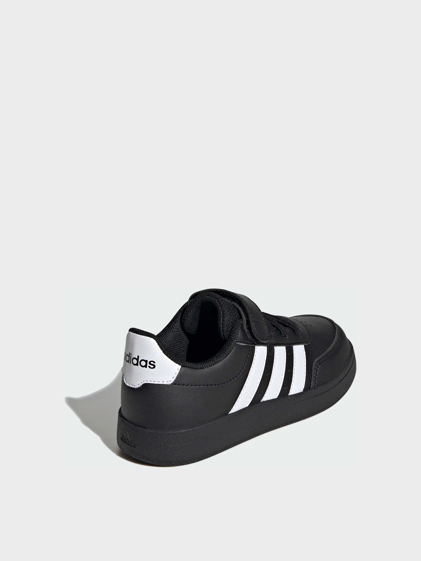 Кросівки Adidas модель IE3793 Фото