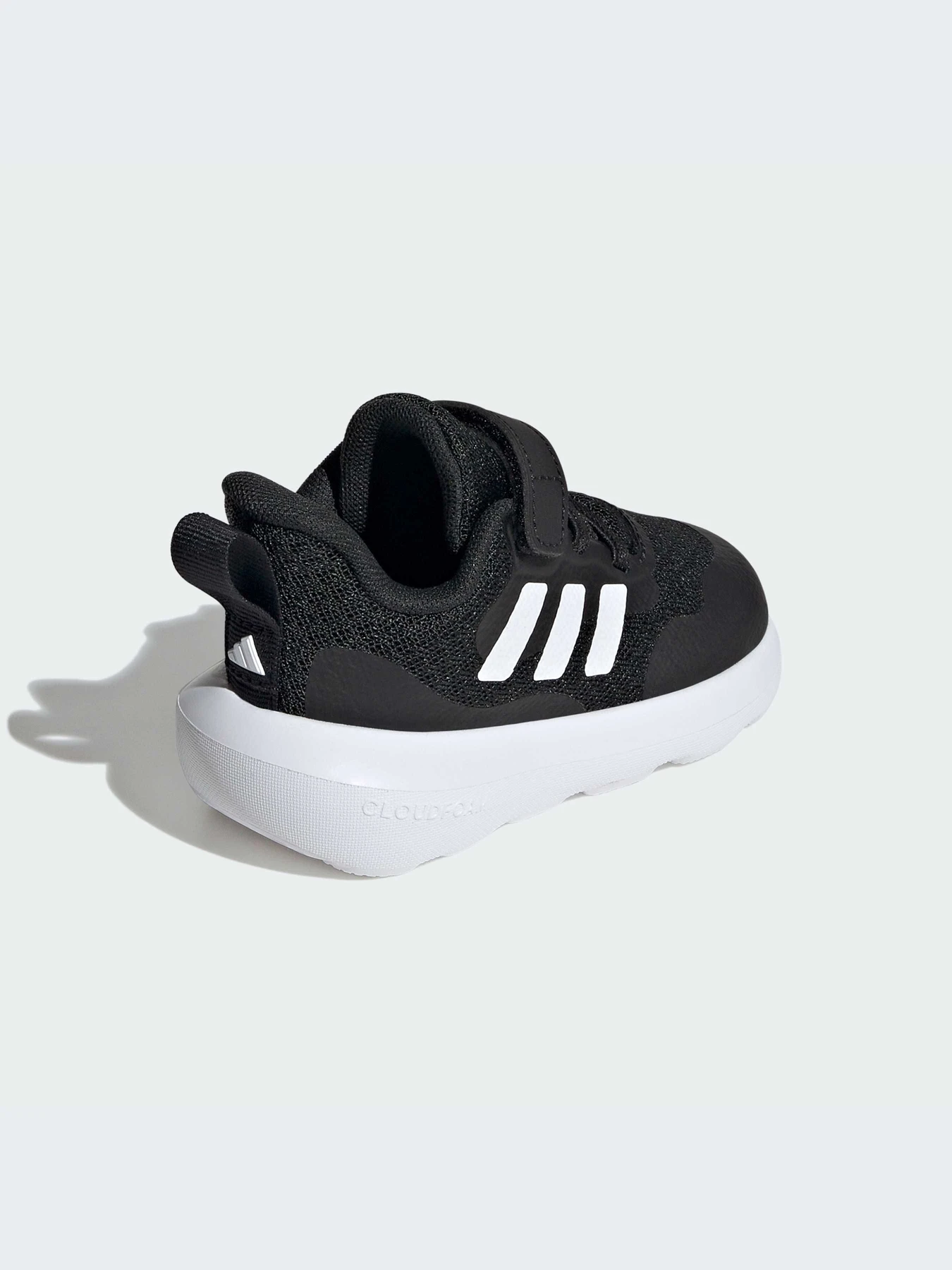 Кросівки Adidas Fortarun модель IH2860 Кросівки Adidas Fortarun модель IH2860 Фото