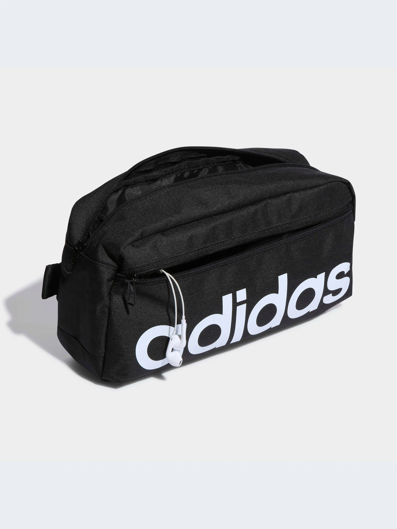 Сумки Adidas модель HT4779 Сумки Adidas модель HT4779 Фото