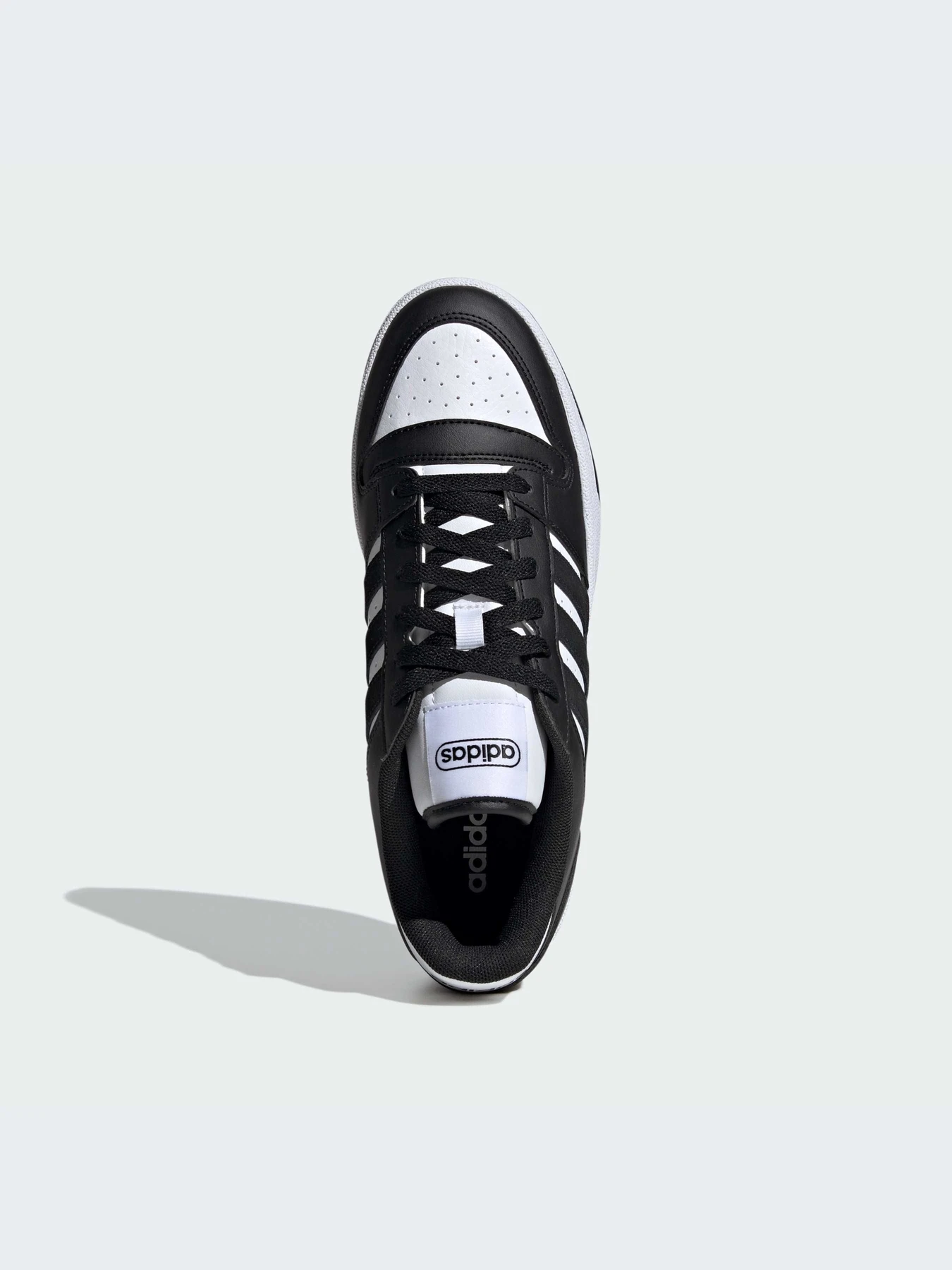 Кроссовки Adidas модель IE1011 Кроссовки Adidas модель IE1011 Фото