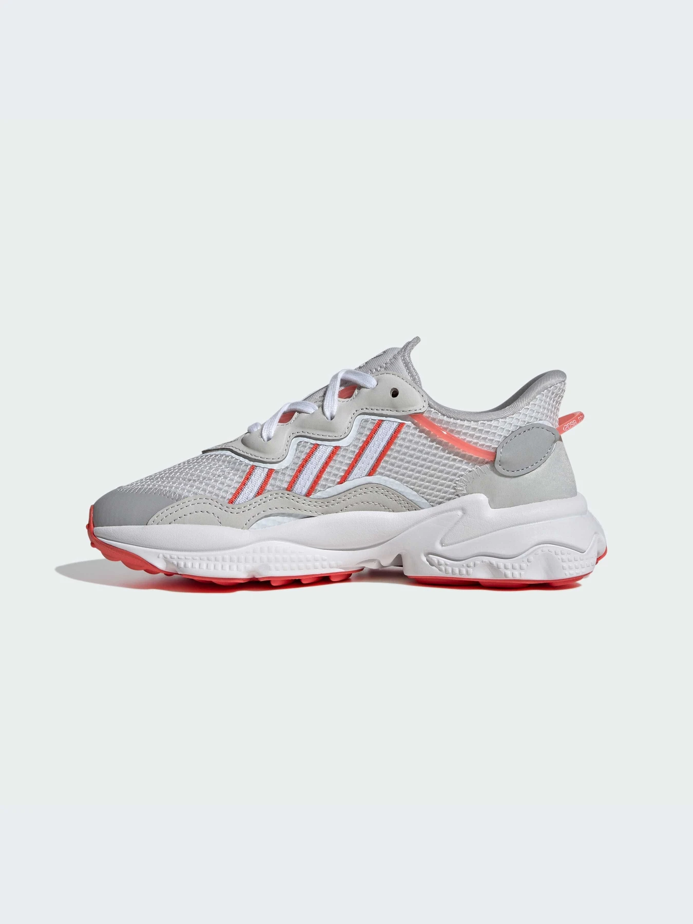Кросівки Adidas Ozweego модель IE5656 Кросівки Adidas Ozweego модель IE5656 Фото