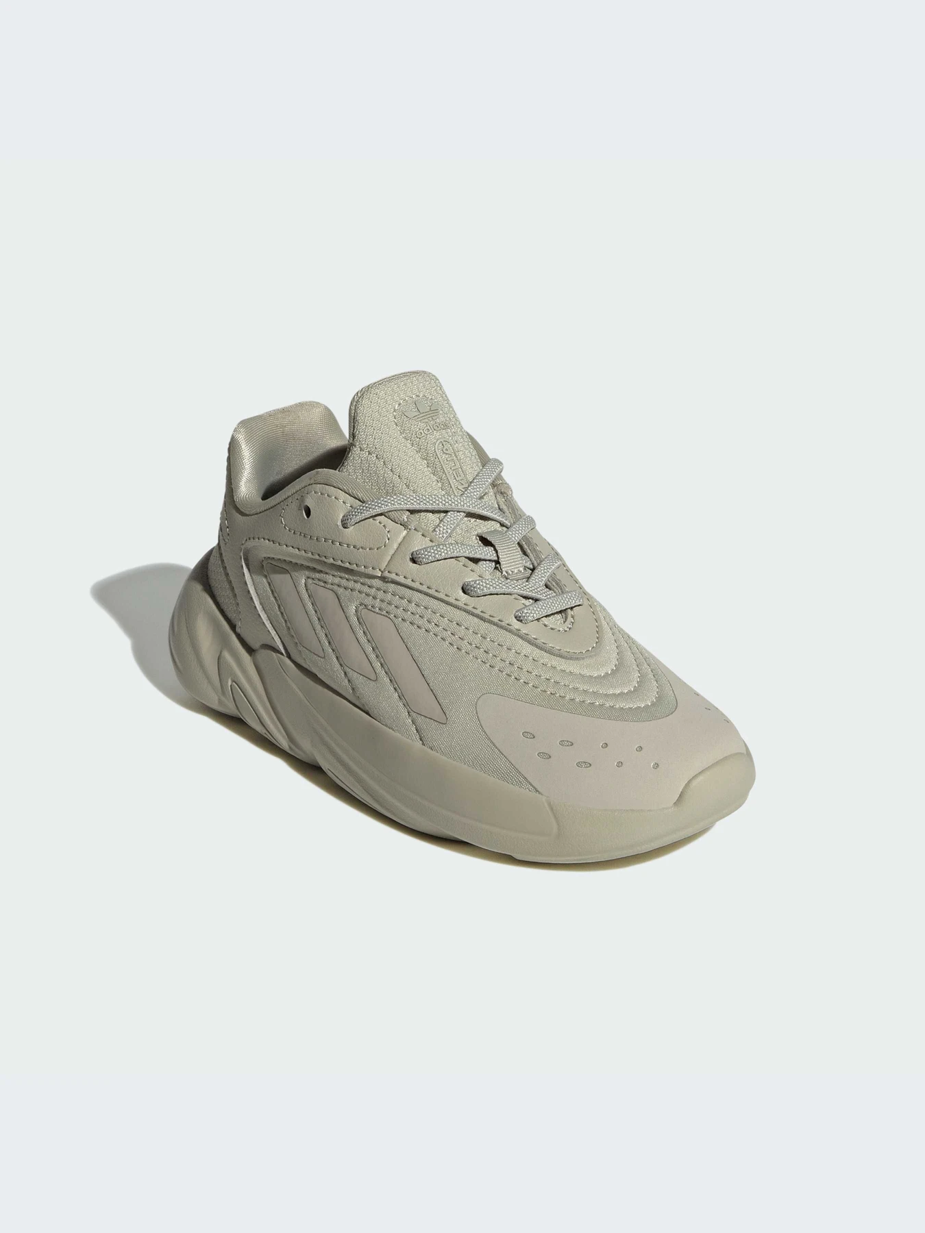 Кросівки Adidas Ozweego модель IE2803 Кросівки Adidas Ozweego модель IE2803 Фото