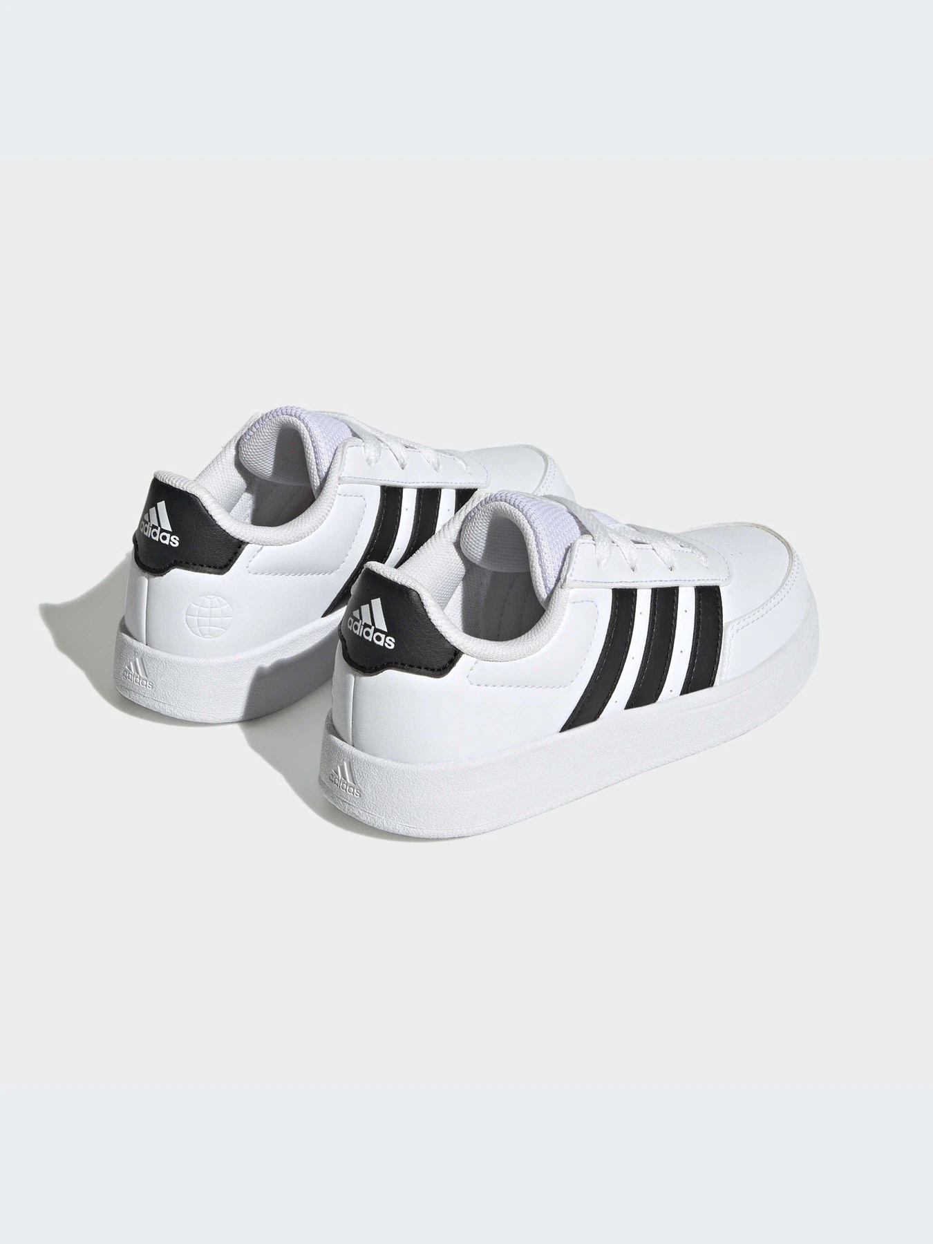 Кроссовки Adidas модель HP8956 Фото