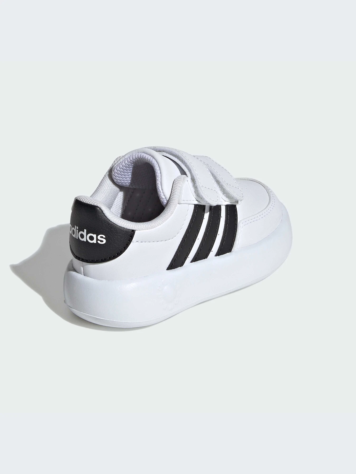 Кросівки Adidas модель ID5276 Кросівки Adidas модель ID5276 Фото
