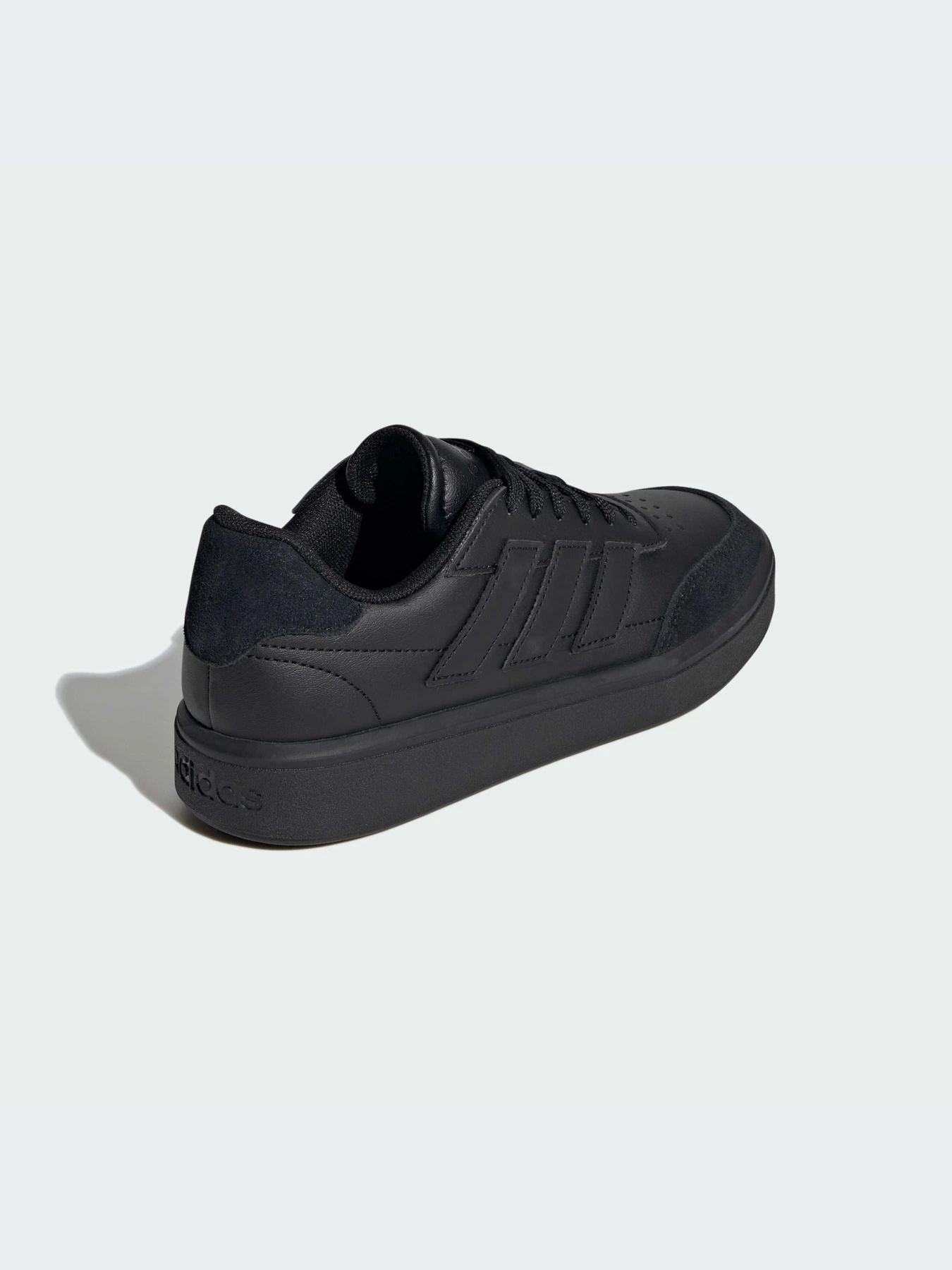 Кросівки Adidas модель ID6502 Фото